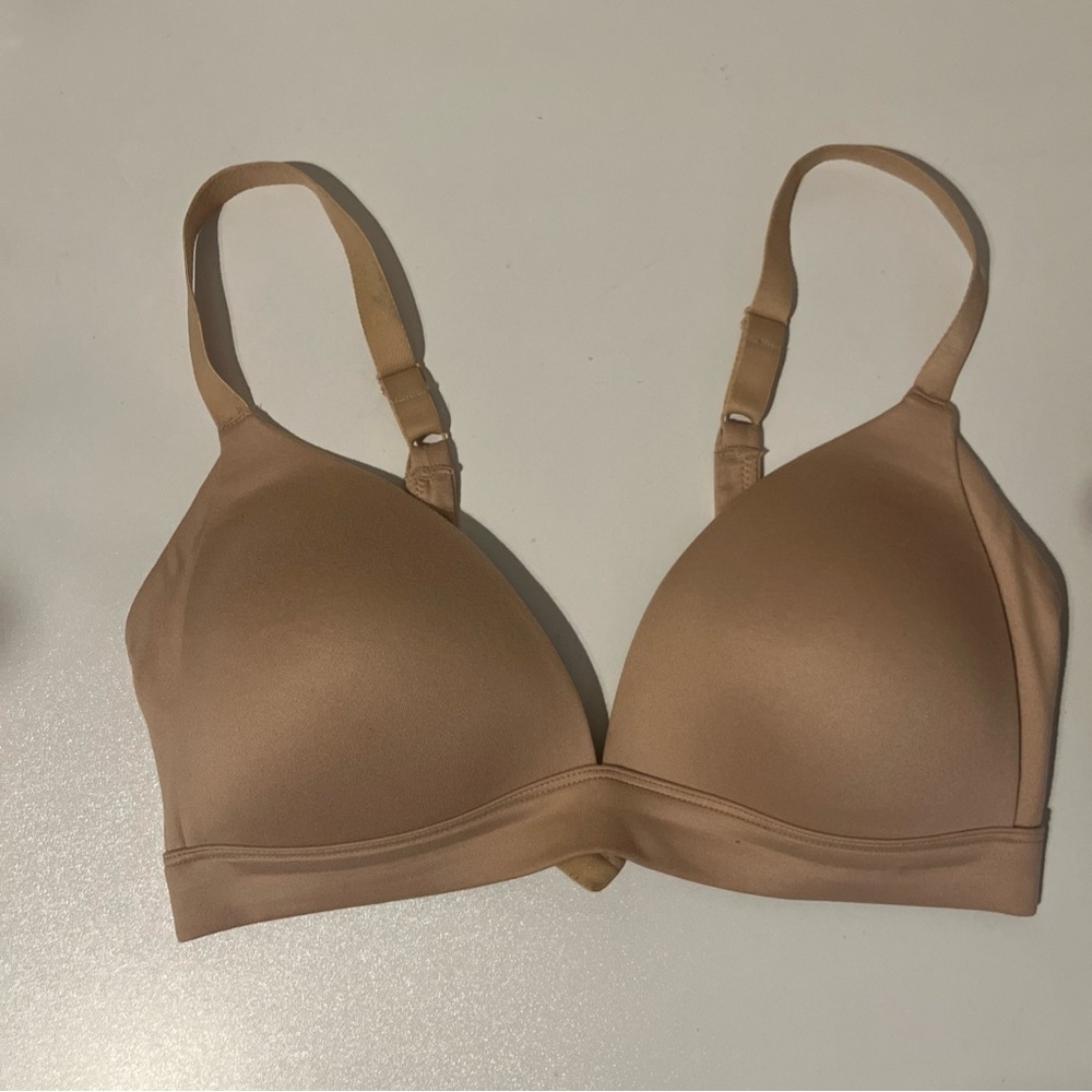 Auden Bra Bundle Black Tan Lightly Lined Wire Free 34D EUC 2 Pack - Picture 5 of 9